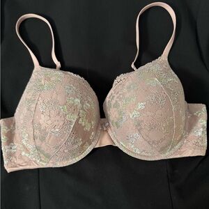 Elegant Lace Push-Up Bra in Dusty Pink